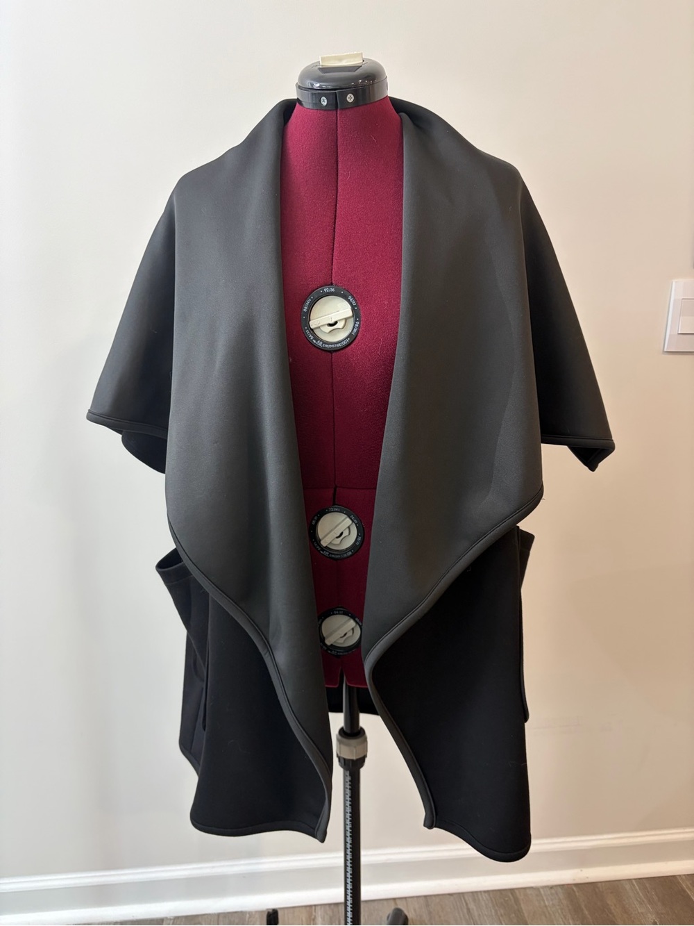 Black Women's Draped Open-Front Sweater Cardigan